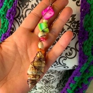New handmade seashell wire wrapped necklace